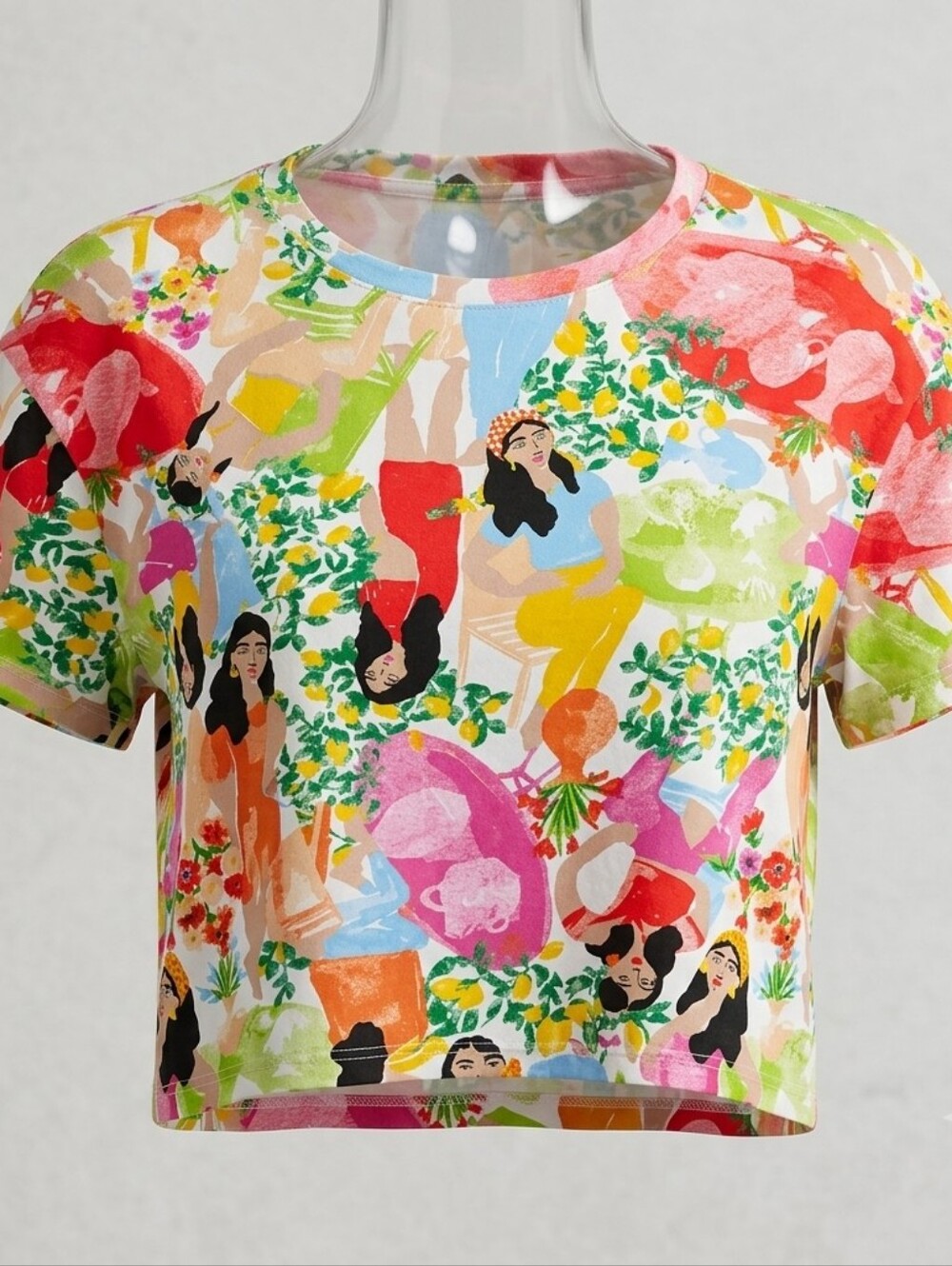 ZARA Cropped Graphic Short Sleeved T-shirt With Lemon & Floral Print Size M